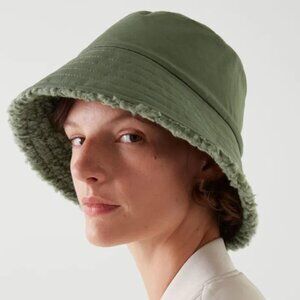 COS reversible bucket hat